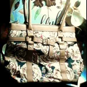 Purse, black,tan,red,zip top